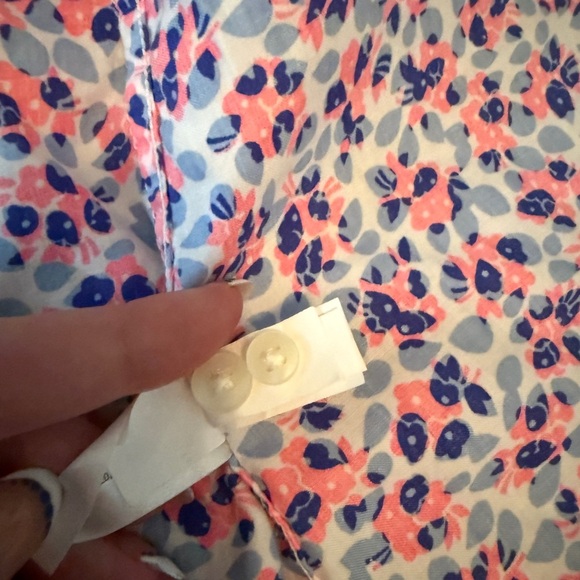 GAP Pink and Blue Button Down Shirt Floral Design - Picture 7 of 7